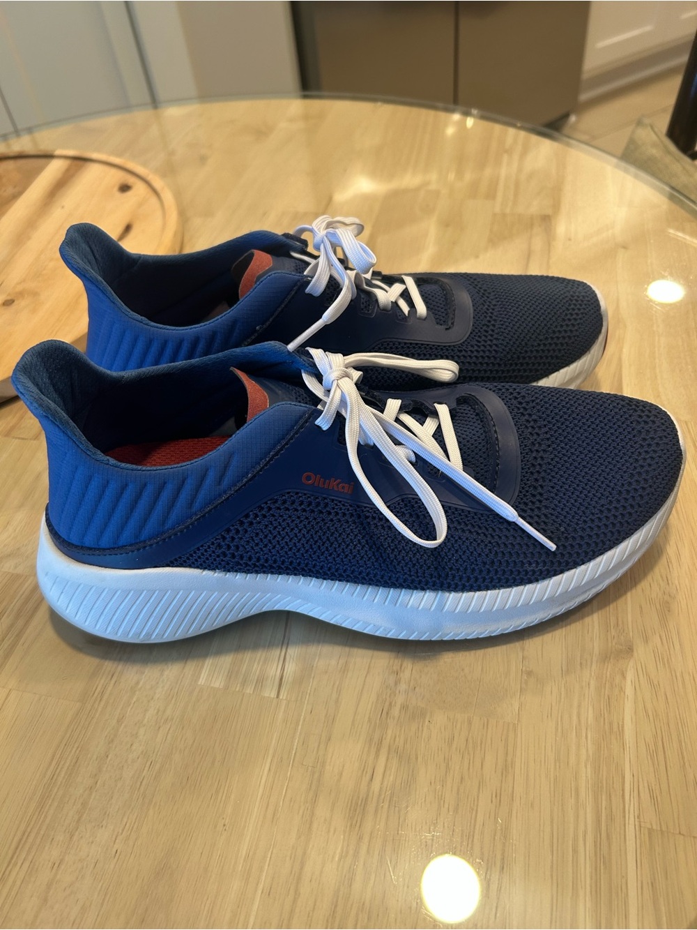 OluKai Men’s Island Hoppers Size 10 Knit Sneakers - Picture 2 of 10